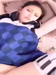 老婆开始有点害羞呢，啪爽了后一直喊要，最后射了一脸，小姐姐幸福感爆棚..