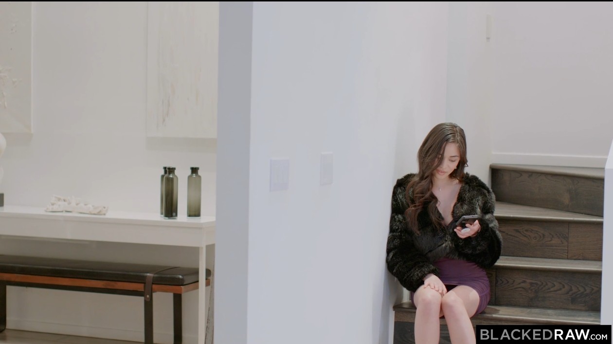 黑人老头的大鸡巴性交挑逗骚逼射精