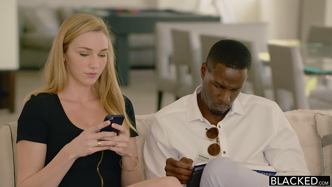 Blacked.kendra.sunderland.720p白虎毒龙3P射精骚逼人妻挑逗性交